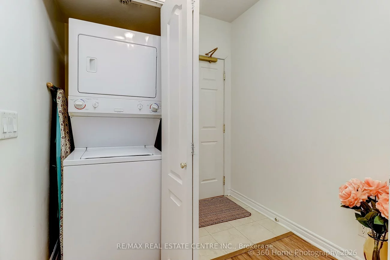 350, PRINCESS ROYAL, City Centre, Mississauga