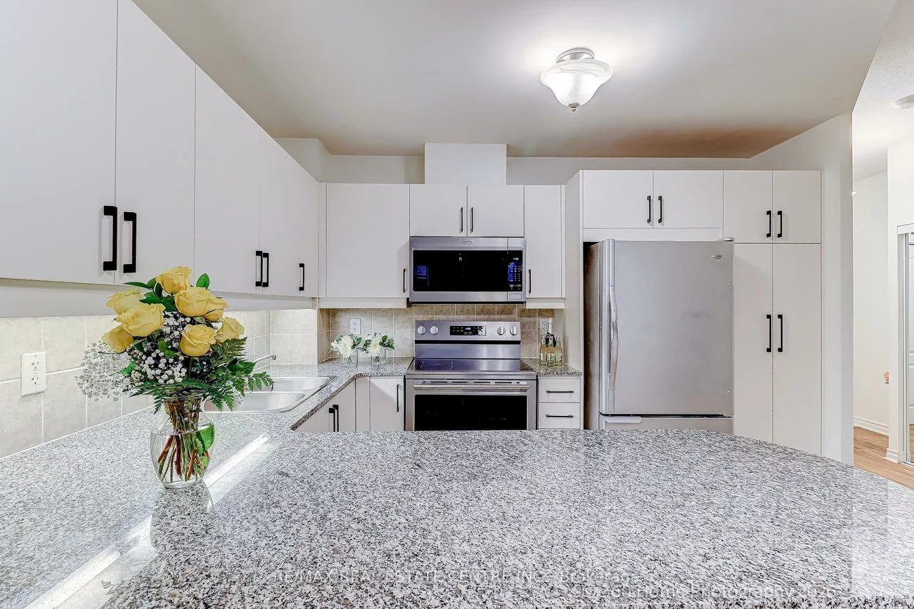 350, PRINCESS ROYAL, City Centre, Mississauga