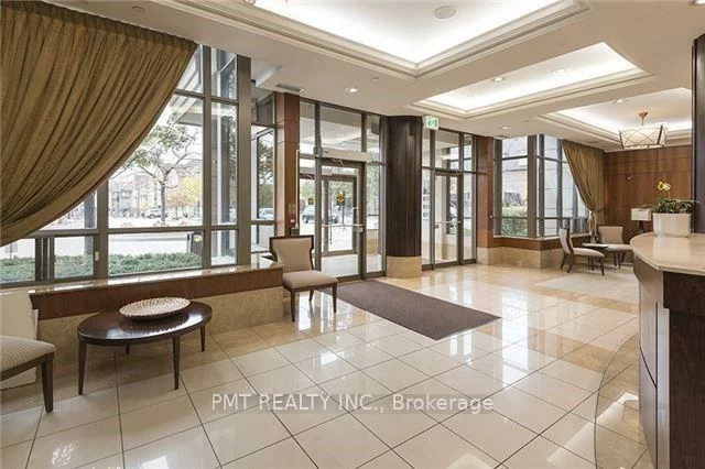 55, Strathaven, Hurontario, Mississauga