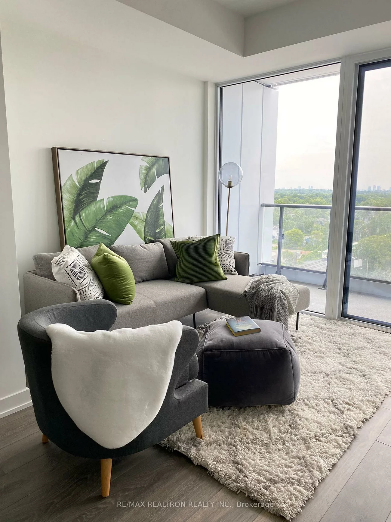 28, Ann, Port Credit, Mississauga