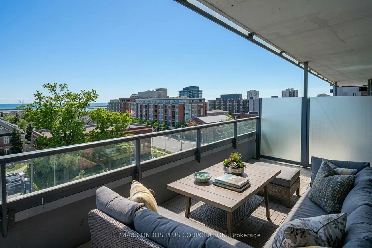 1, Hurontario, Port Credit, Mississauga