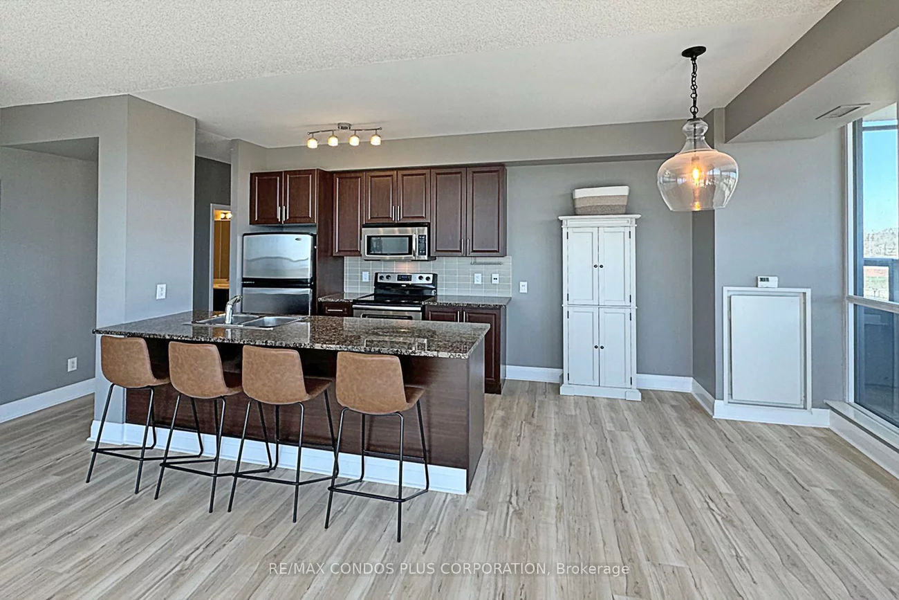 1, Hurontario, Port Credit, Mississauga