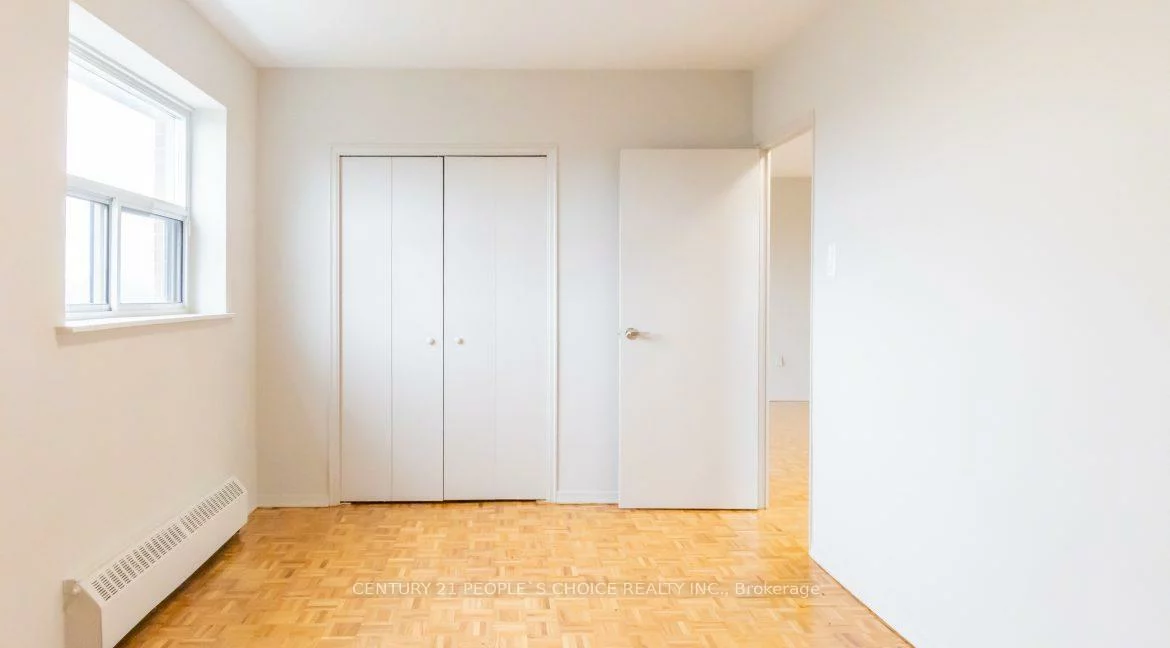 1061, Seneca, Port Credit, Mississauga