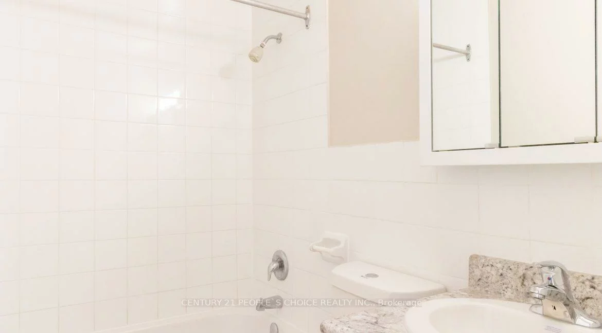 1061, Seneca, Port Credit, Mississauga