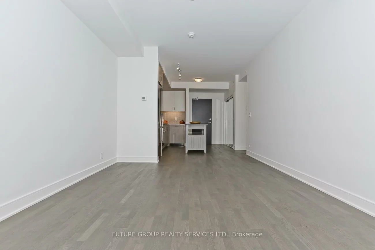 1575, Lakeshore, Clarkson, Mississauga