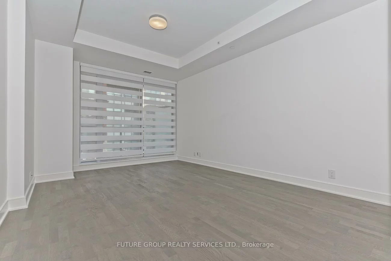 1575, Lakeshore, Clarkson, Mississauga