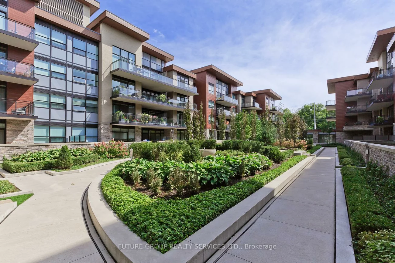 1575, Lakeshore, Clarkson, Mississauga