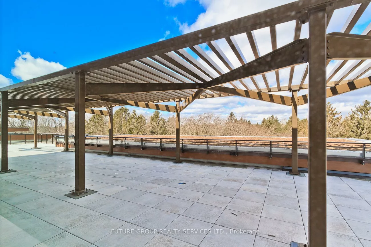 1575, Lakeshore, Clarkson, Mississauga