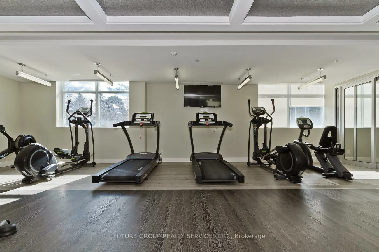 1575, Lakeshore, Clarkson, Mississauga