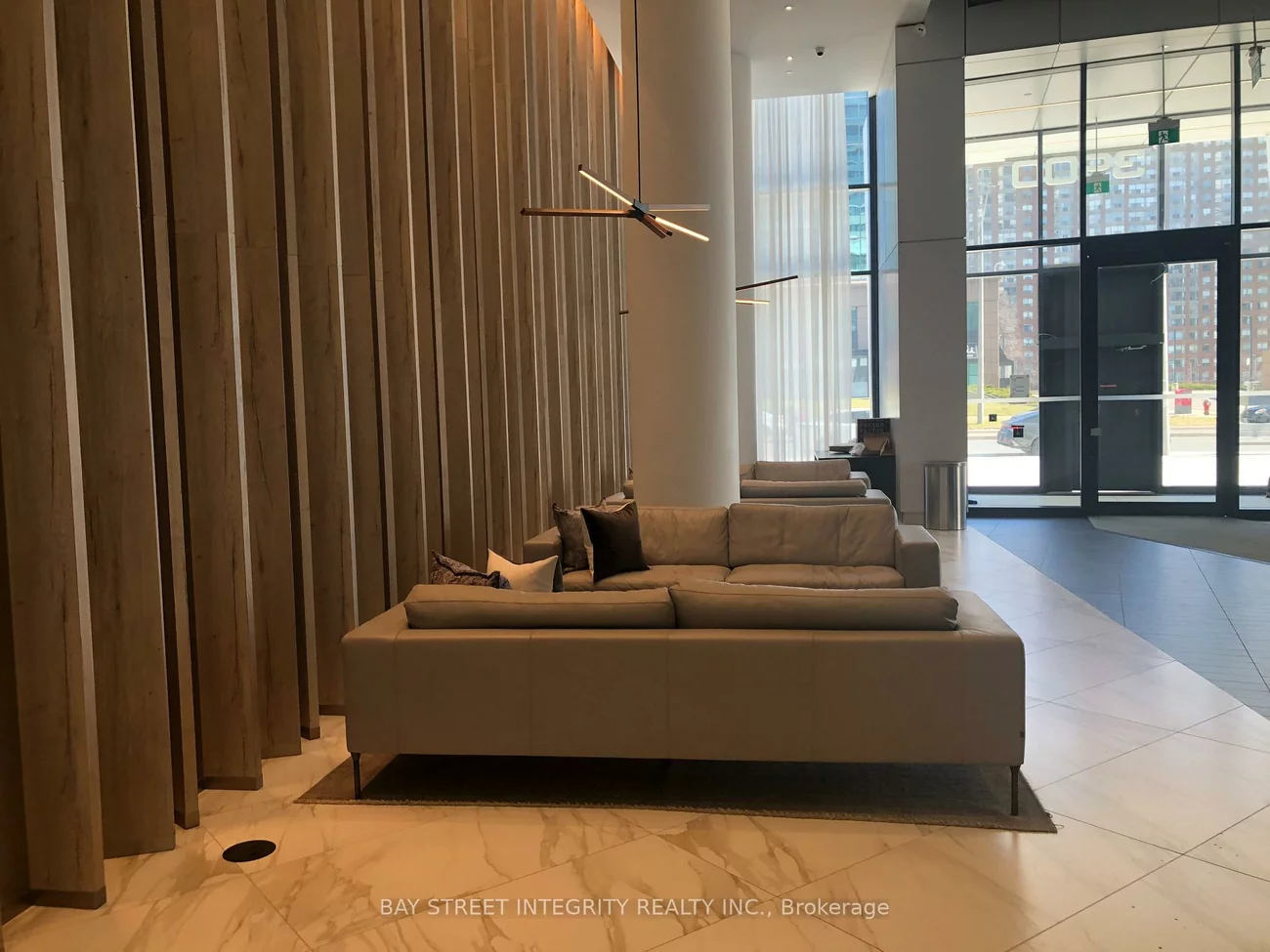 3900, confederation, City Centre, Mississauga