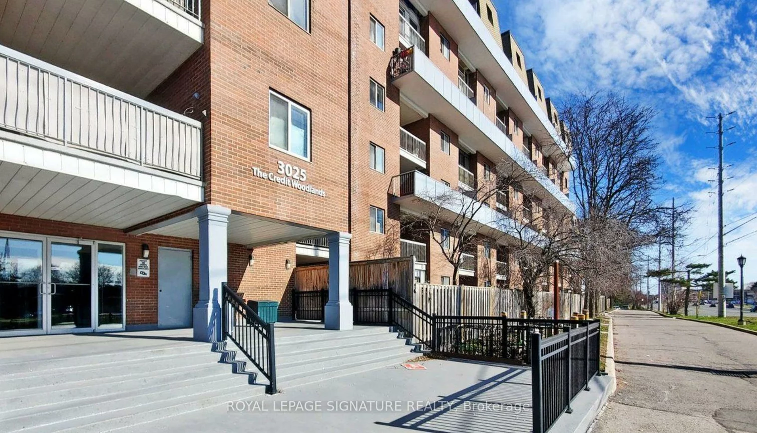 3025, The Credit Woodlands, Erindale, Mississauga