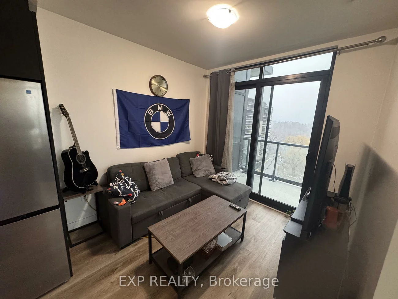 86, Dundas, Cooksville, Mississauga