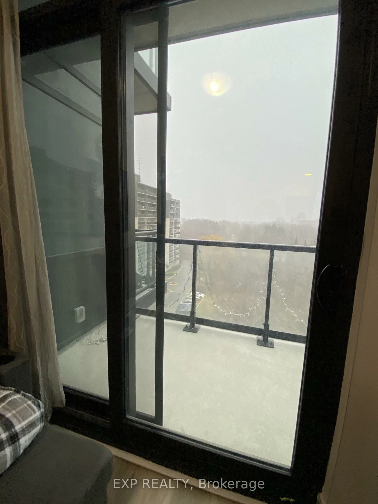 86, Dundas, Cooksville, Mississauga