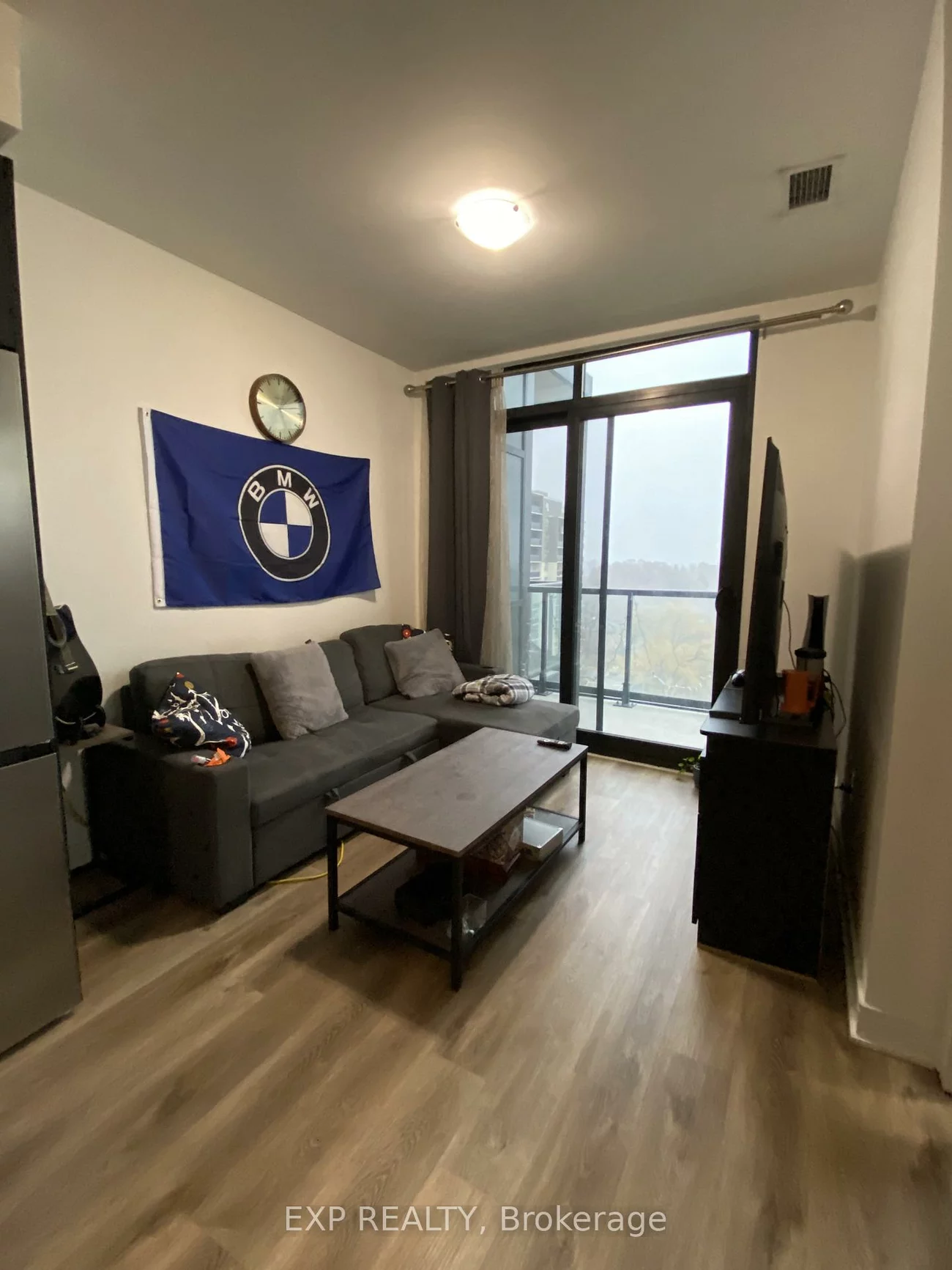 86, Dundas, Cooksville, Mississauga