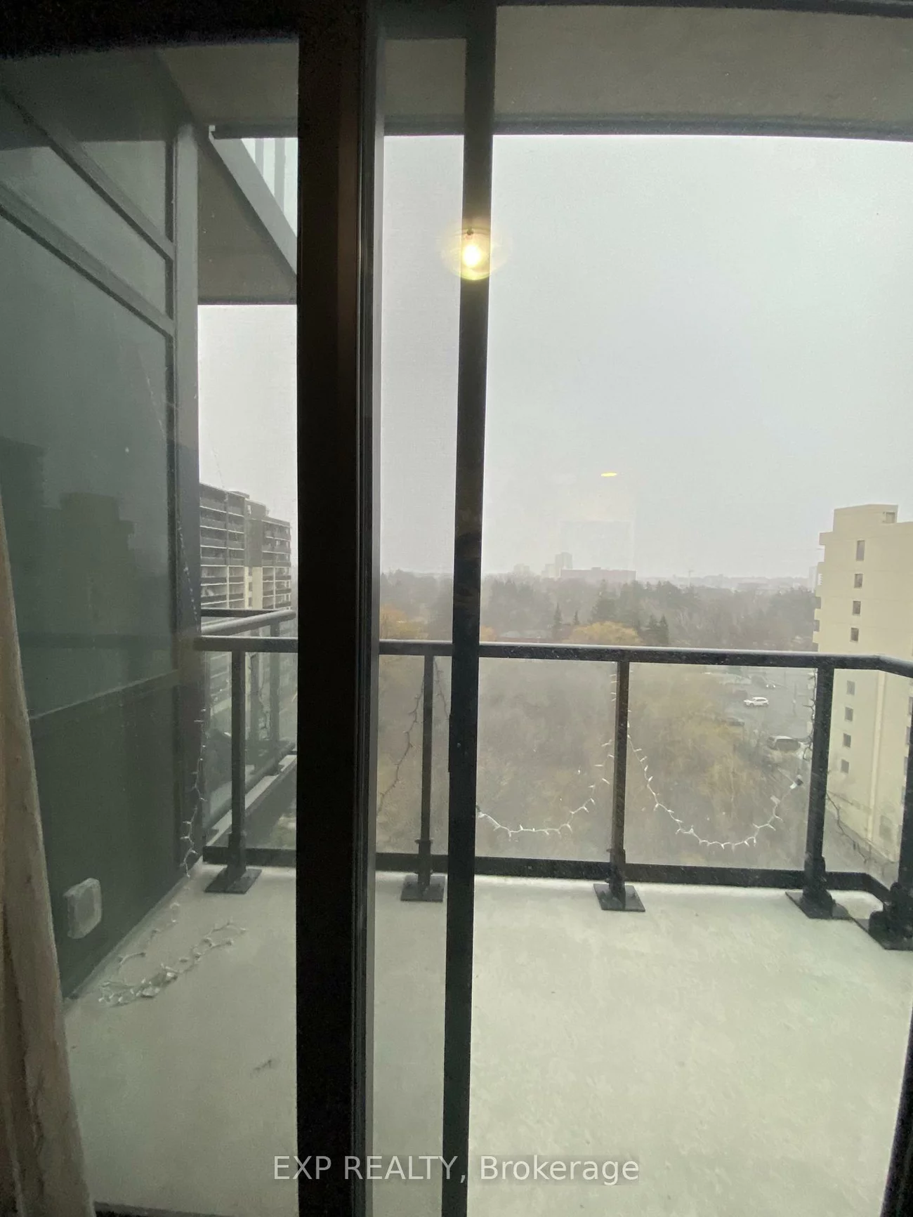 86, Dundas, Cooksville, Mississauga