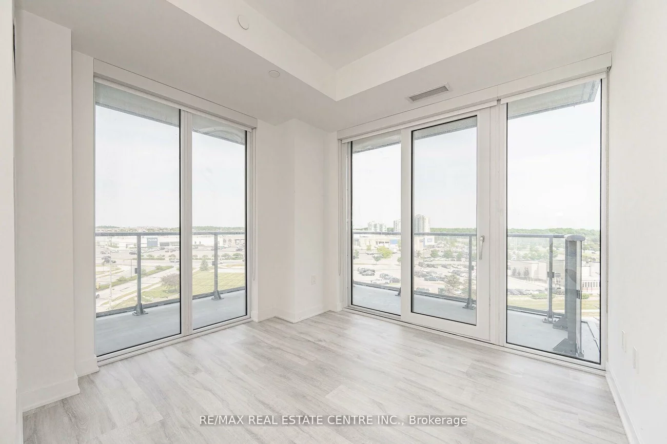 4655, Metcalfe, Central Erin Mills, Mississauga