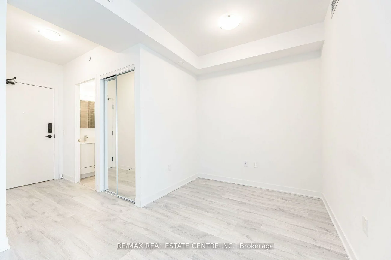 4655, Metcalfe, Central Erin Mills, Mississauga