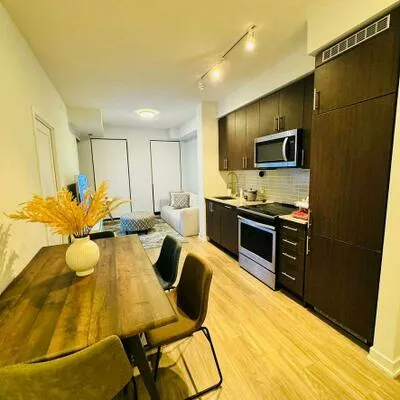 4055, Parkside Village, City Centre, Mississauga