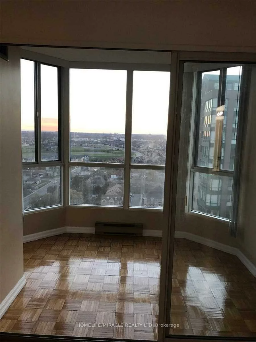 145, Hillcrest, Cooksville, Mississauga