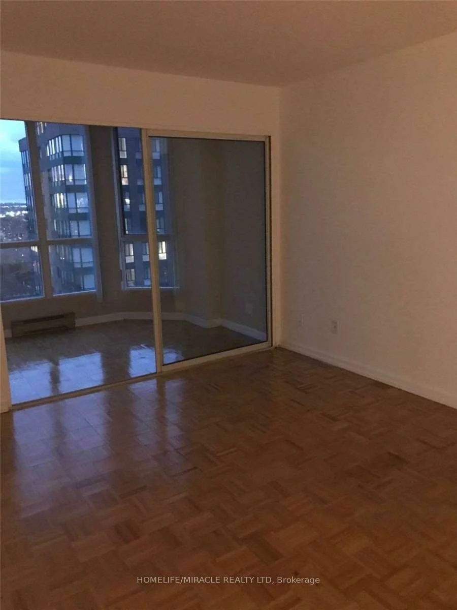 145, Hillcrest, Cooksville, Mississauga