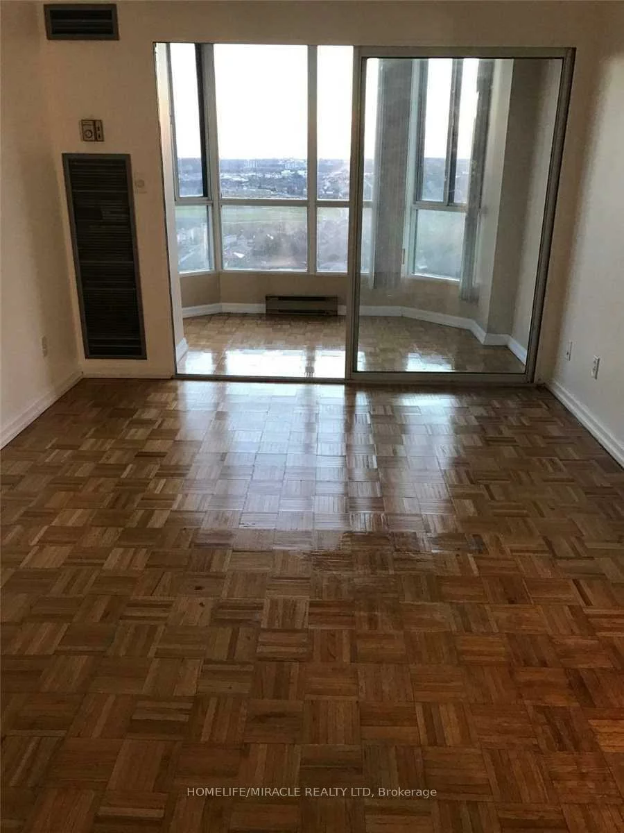 145, Hillcrest, Cooksville, Mississauga