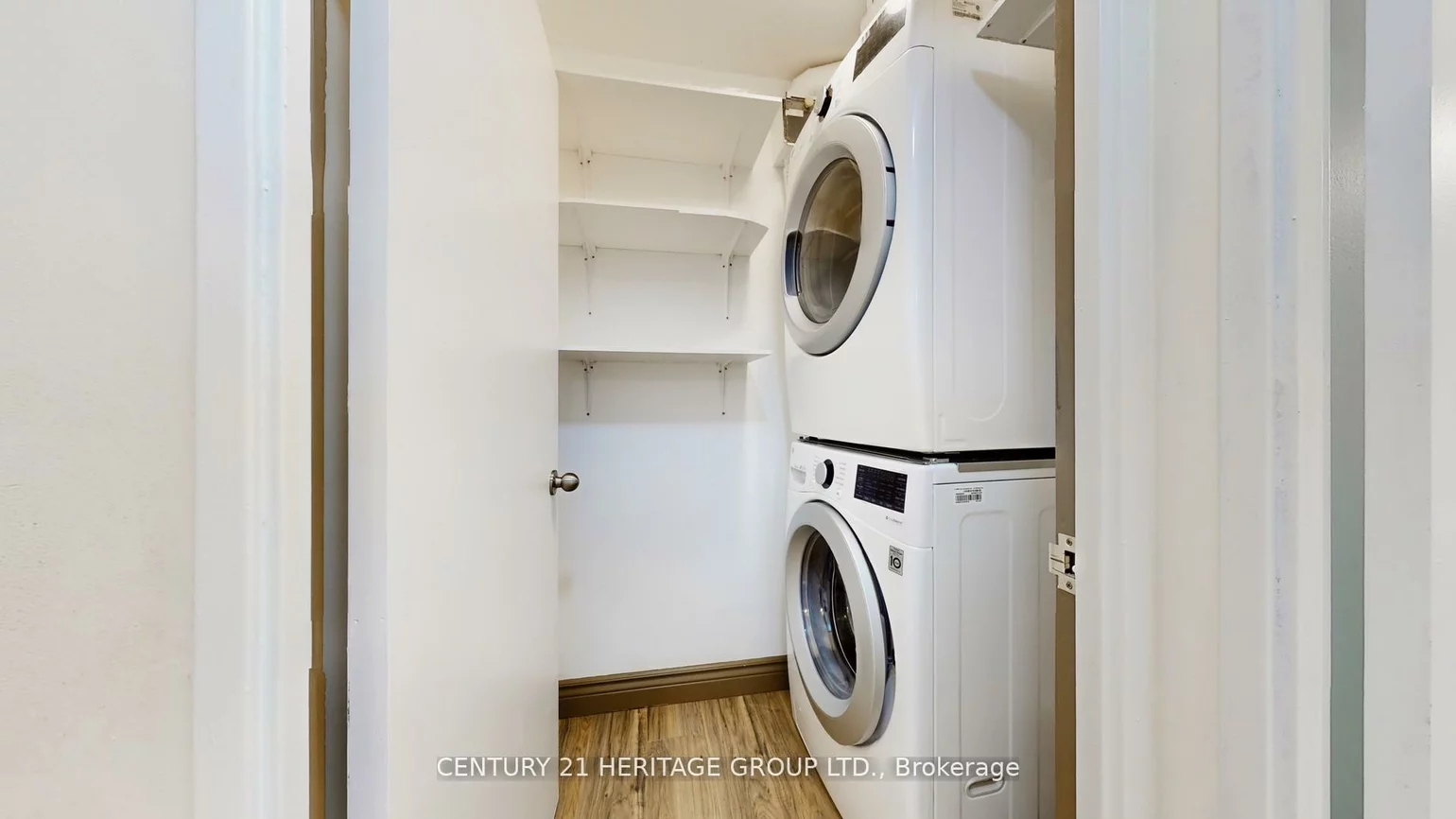 145, Hillcrest, Cooksville, Mississauga