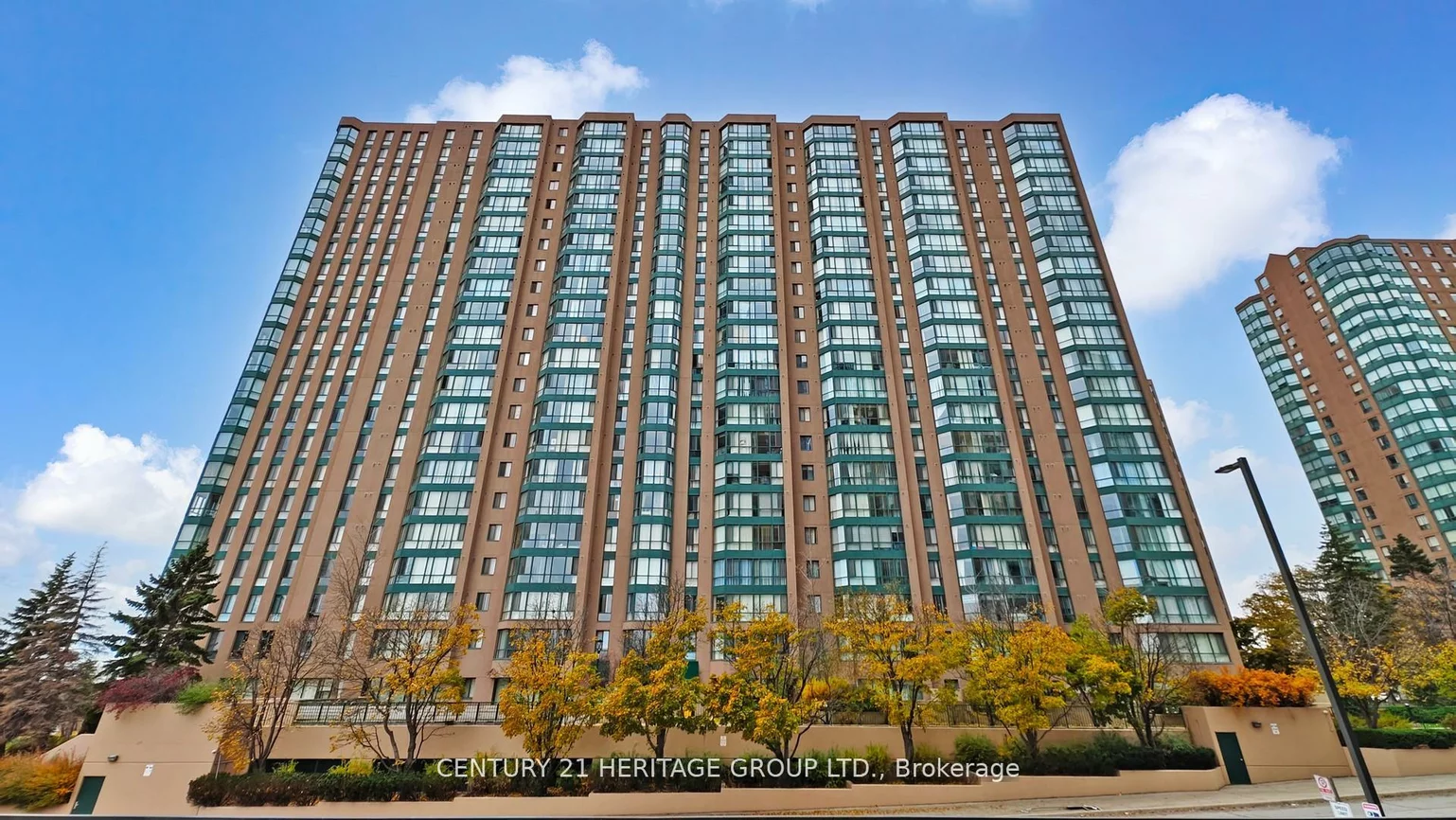 145, Hillcrest, Cooksville, Mississauga