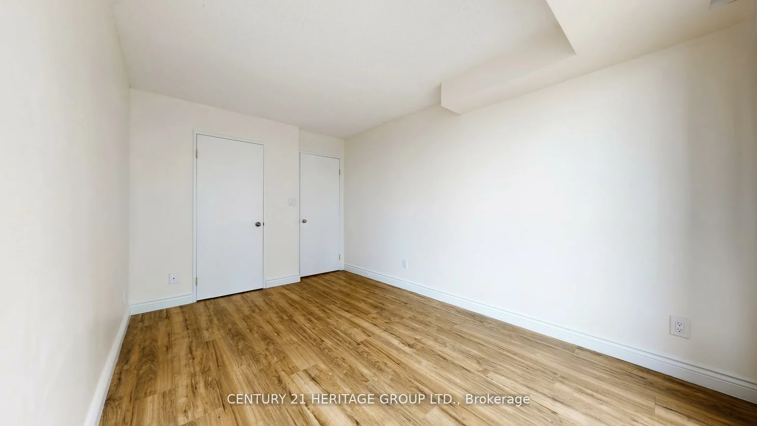 145, Hillcrest, Cooksville, Mississauga