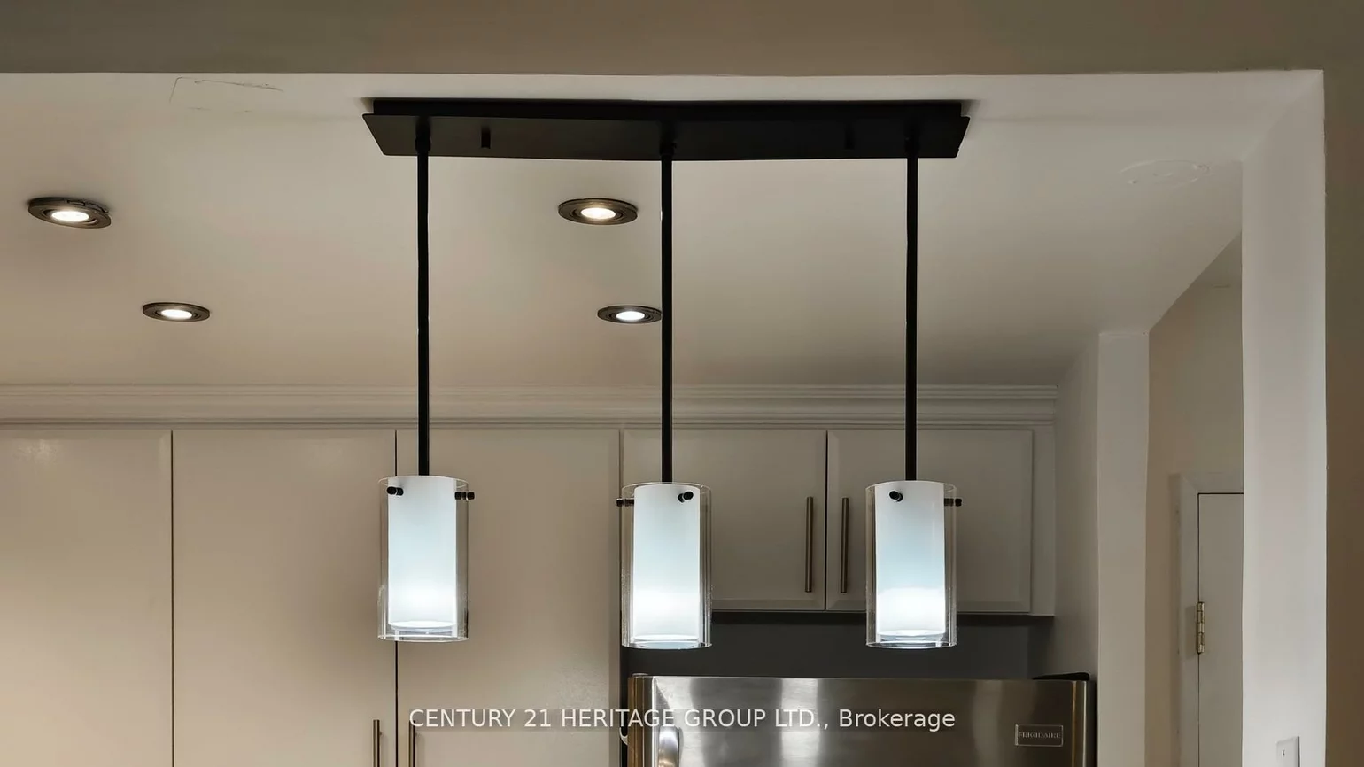 145, Hillcrest, Cooksville, Mississauga