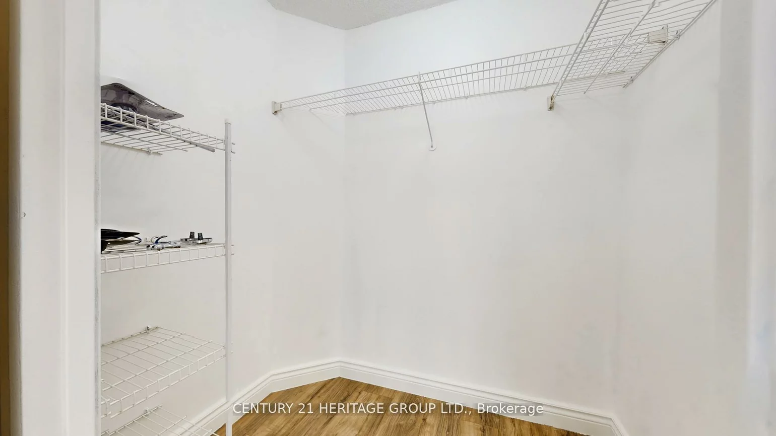 145, Hillcrest, Cooksville, Mississauga