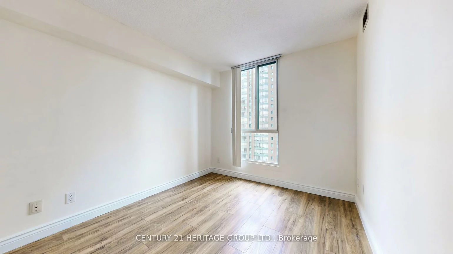 145, Hillcrest, Cooksville, Mississauga