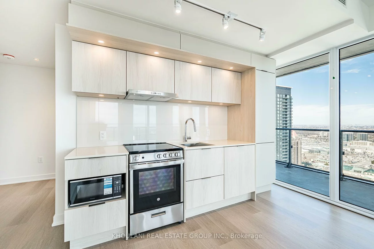 448, Burnhamthorpe, City Centre, Mississauga