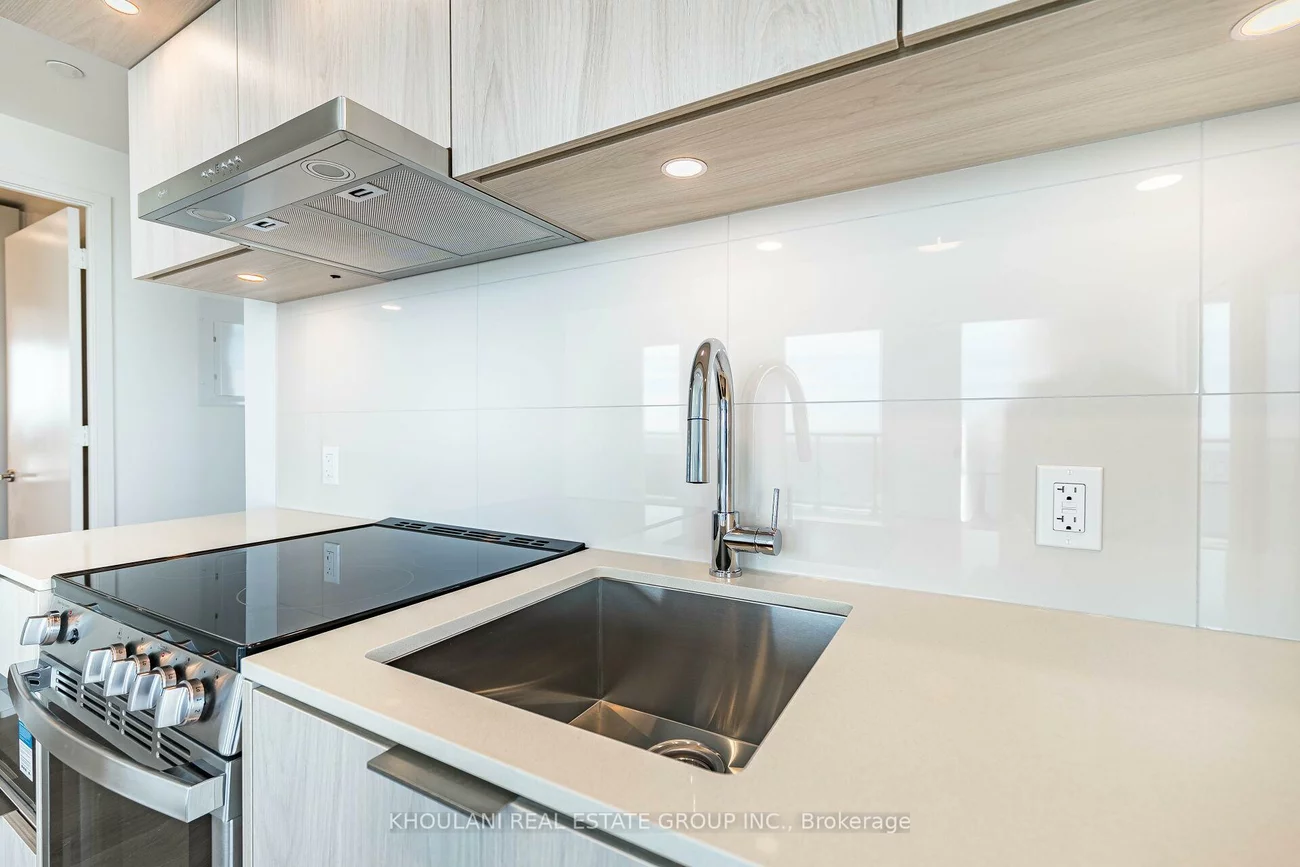 448, Burnhamthorpe, City Centre, Mississauga