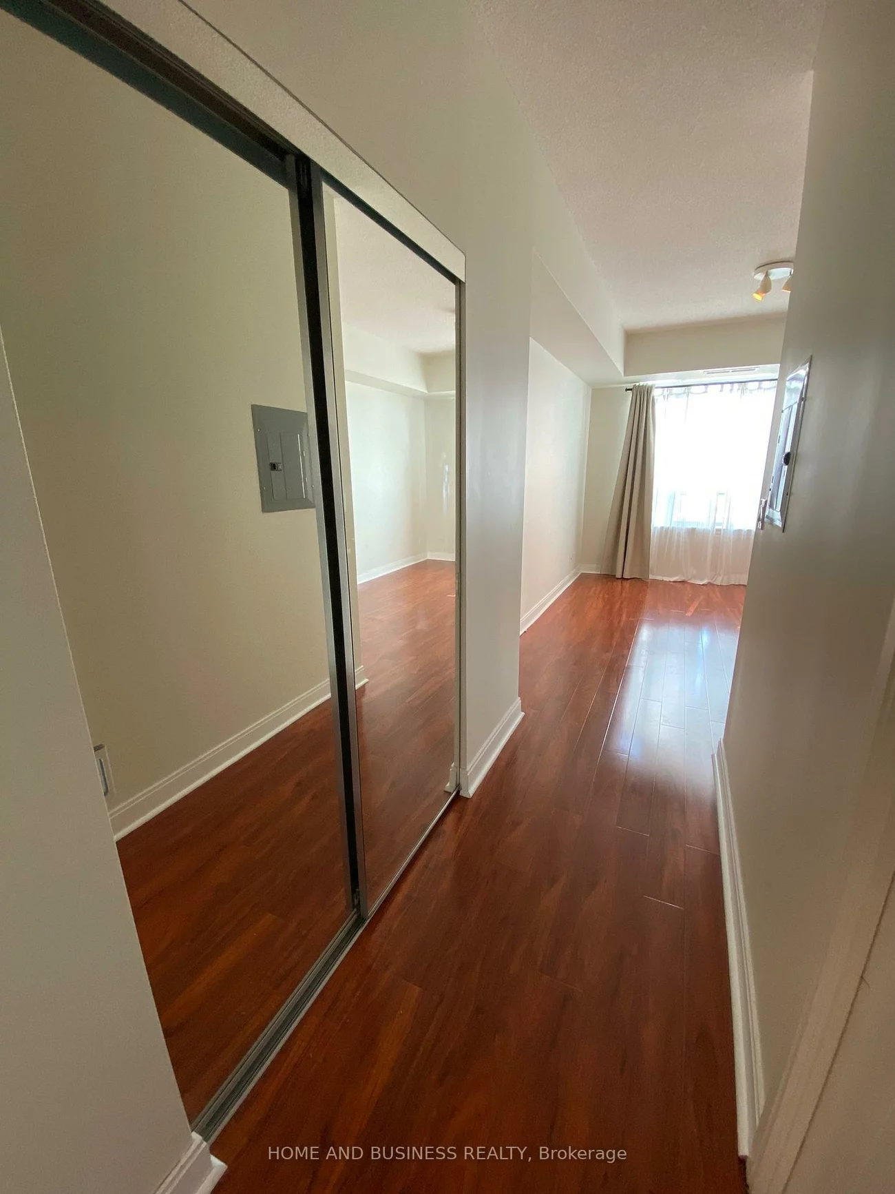 70, Absolute, City Centre, Mississauga