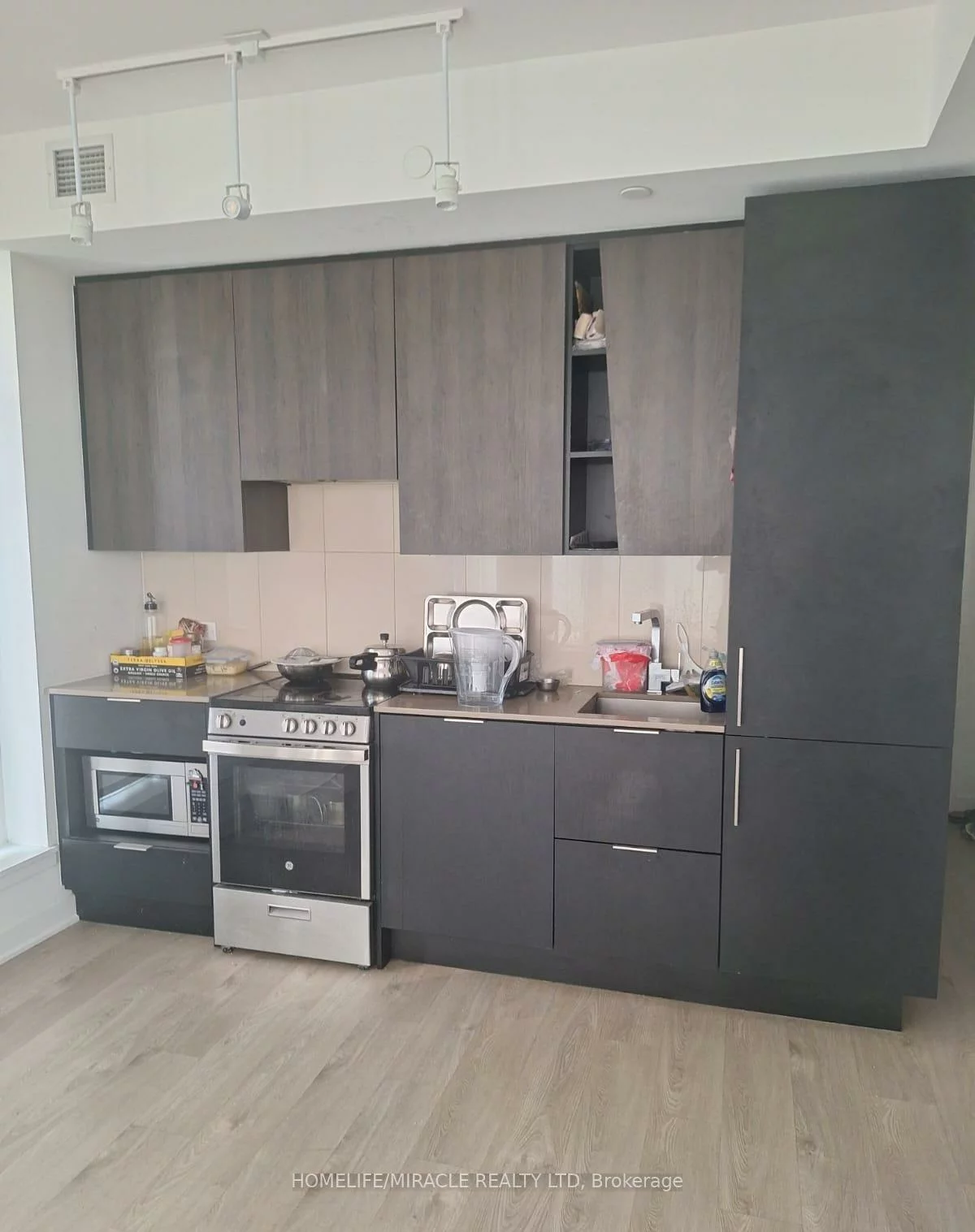 3900, Confederation, City Centre, Mississauga