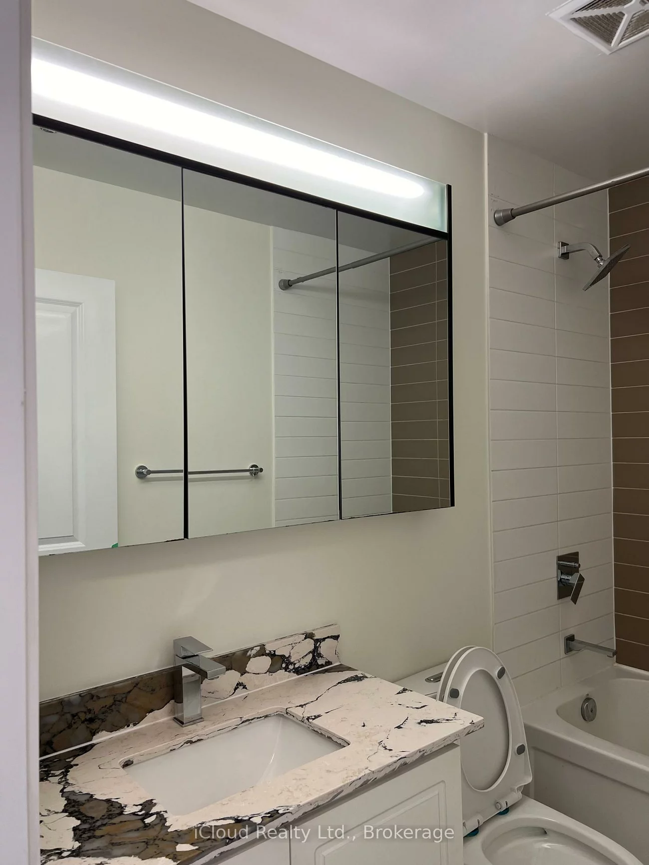 510, Curran, Creditview, Mississauga