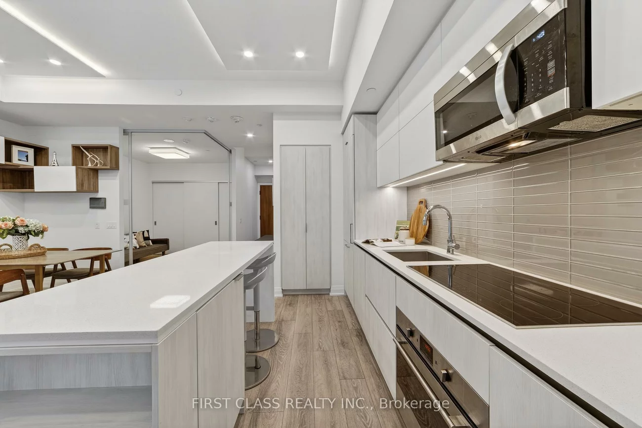 21, Park, Port Credit, Mississauga