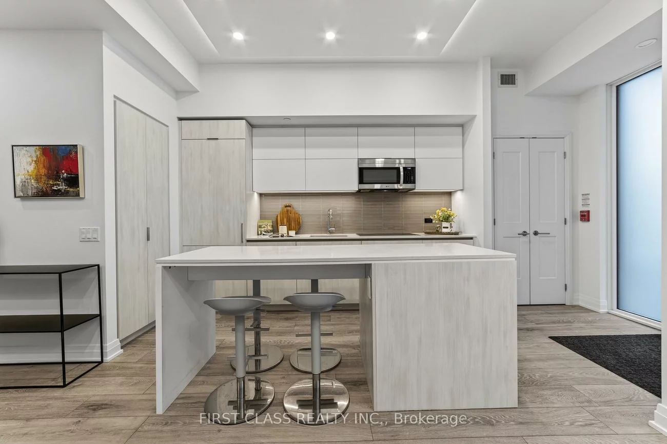 21, Park, Port Credit, Mississauga