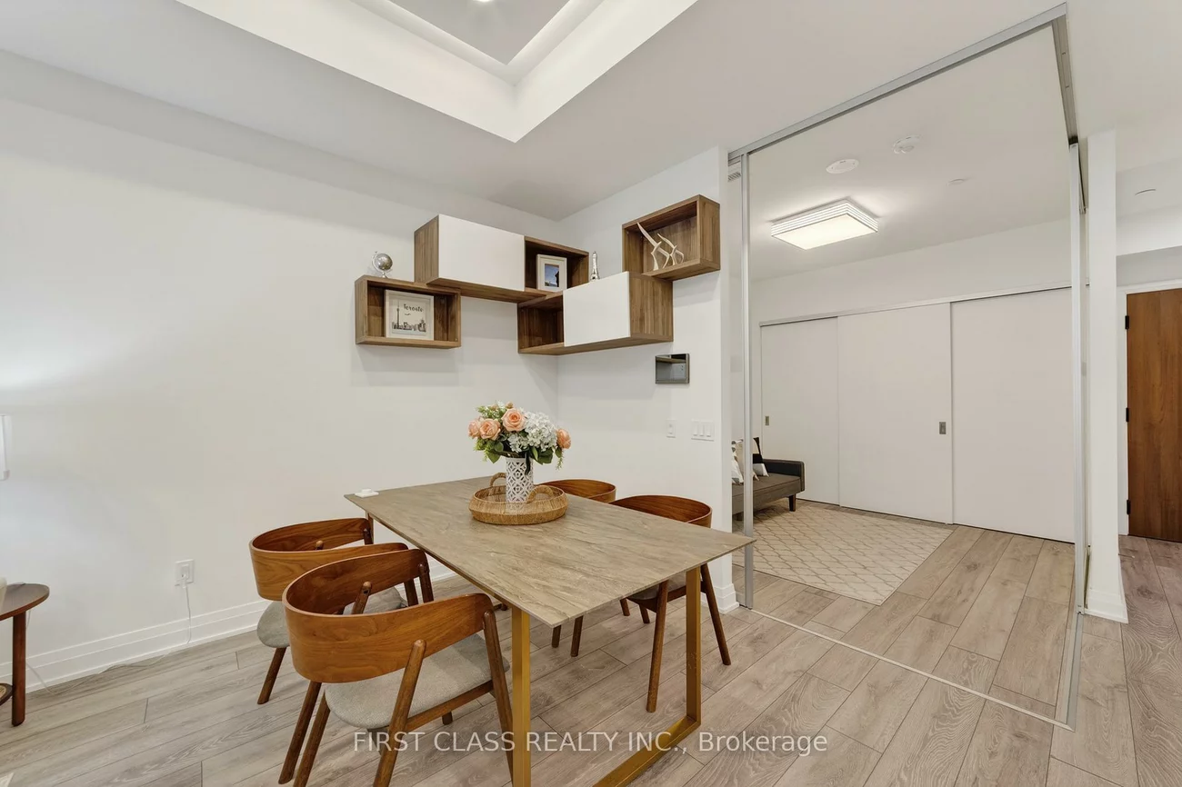 21, Park, Port Credit, Mississauga