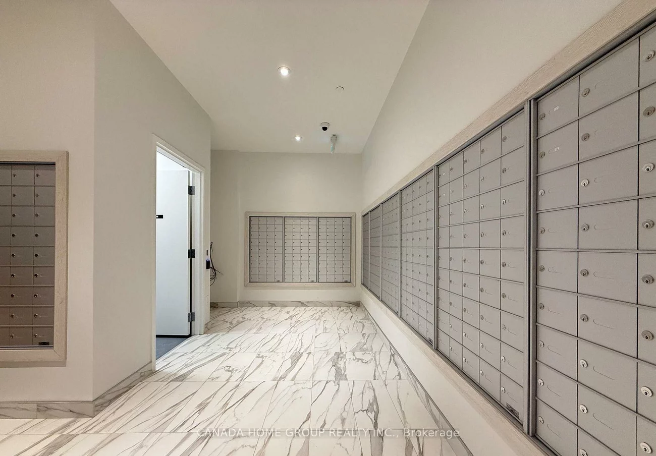 448, Burnhamthorpe, City Centre, Mississauga