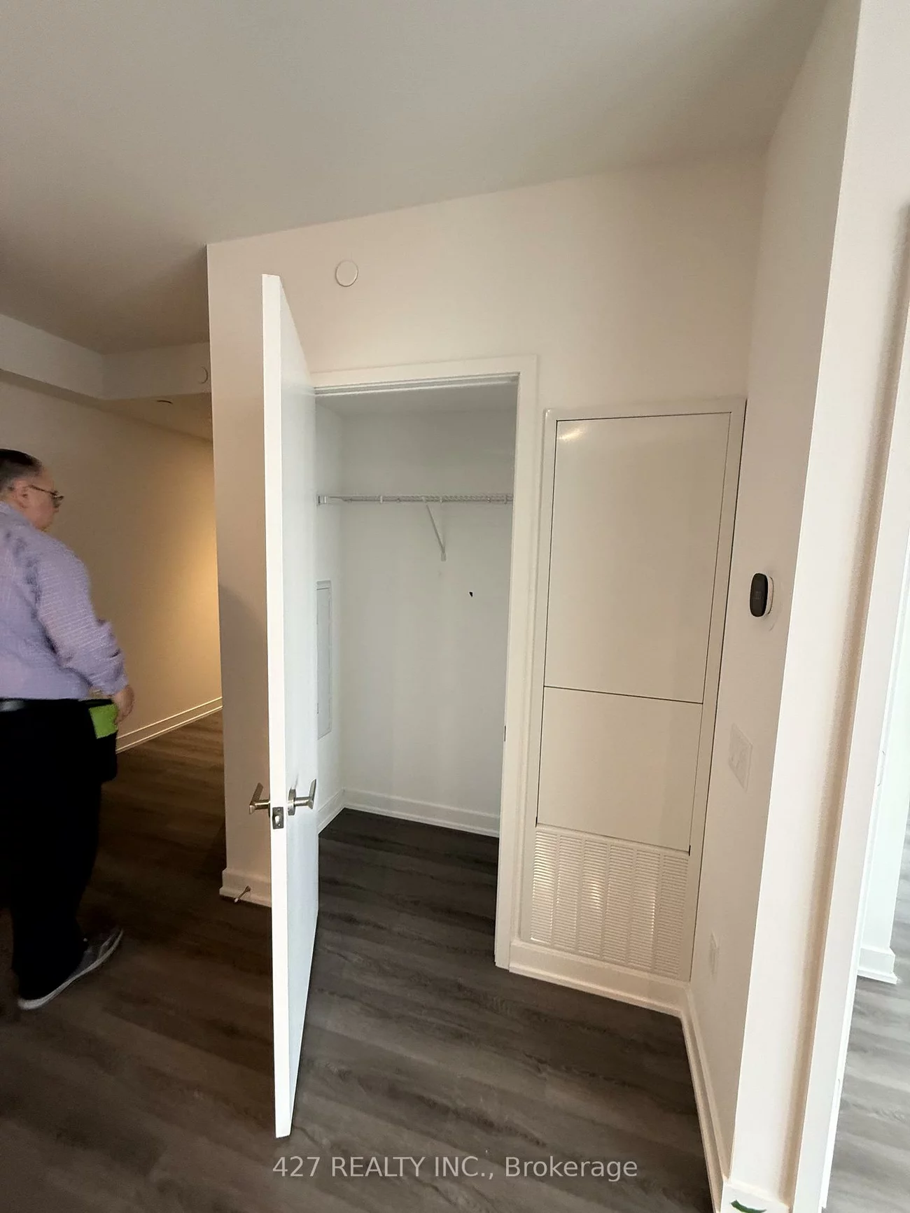 448, BURNHAMTHORPE, City Centre, Mississauga