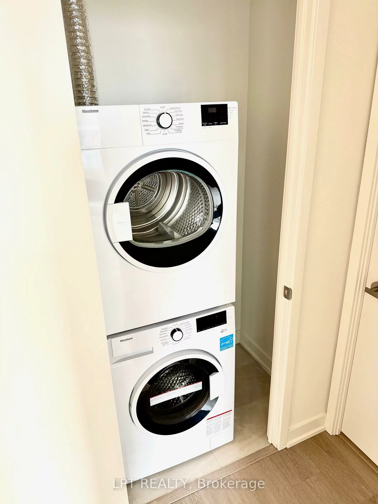 448, Burnhamthorpe, City Centre, Mississauga