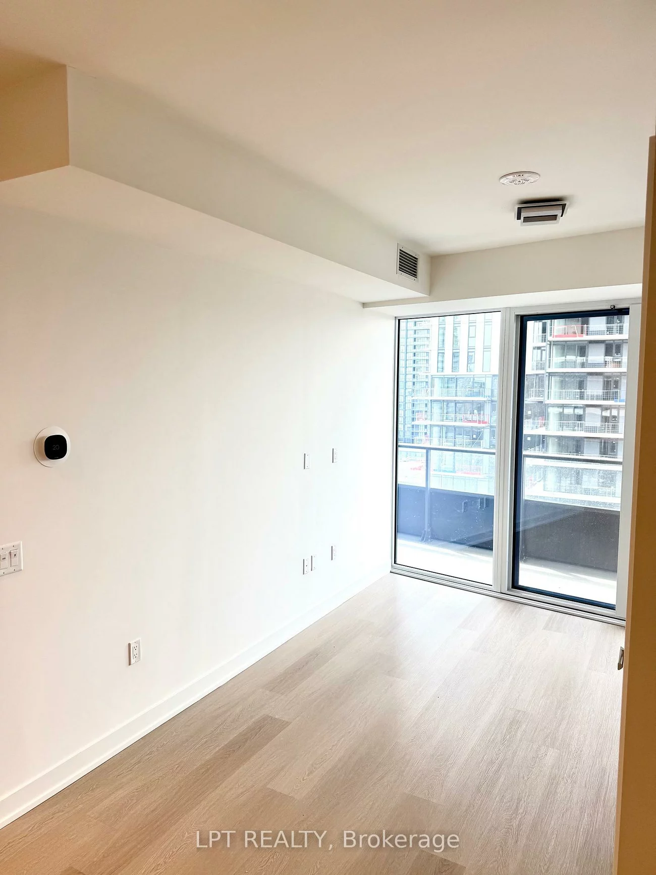 448, Burnhamthorpe, City Centre, Mississauga