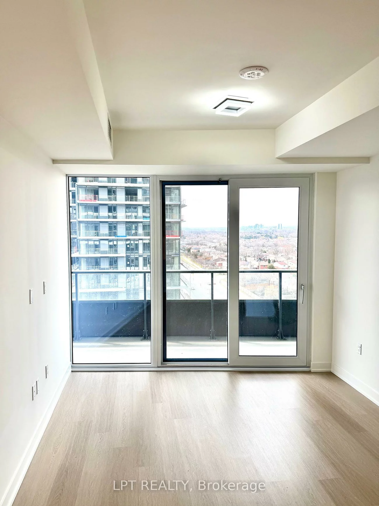 448, Burnhamthorpe, City Centre, Mississauga