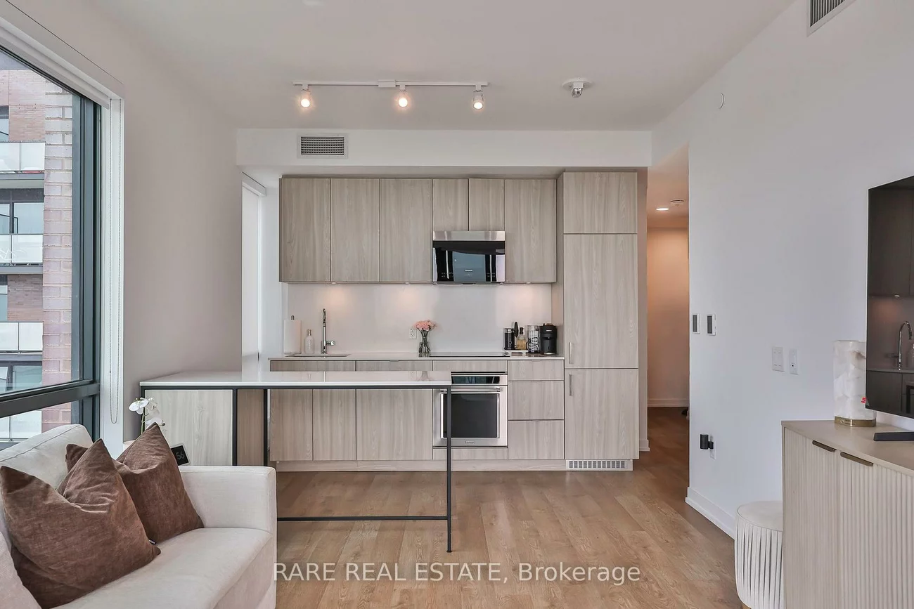 251, Masonry, Port Credit, Mississauga