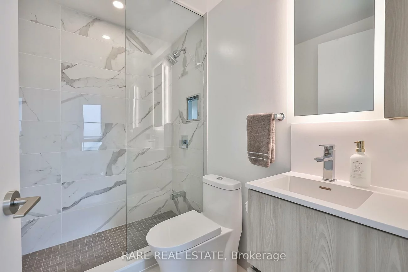 251, Masonry, Port Credit, Mississauga