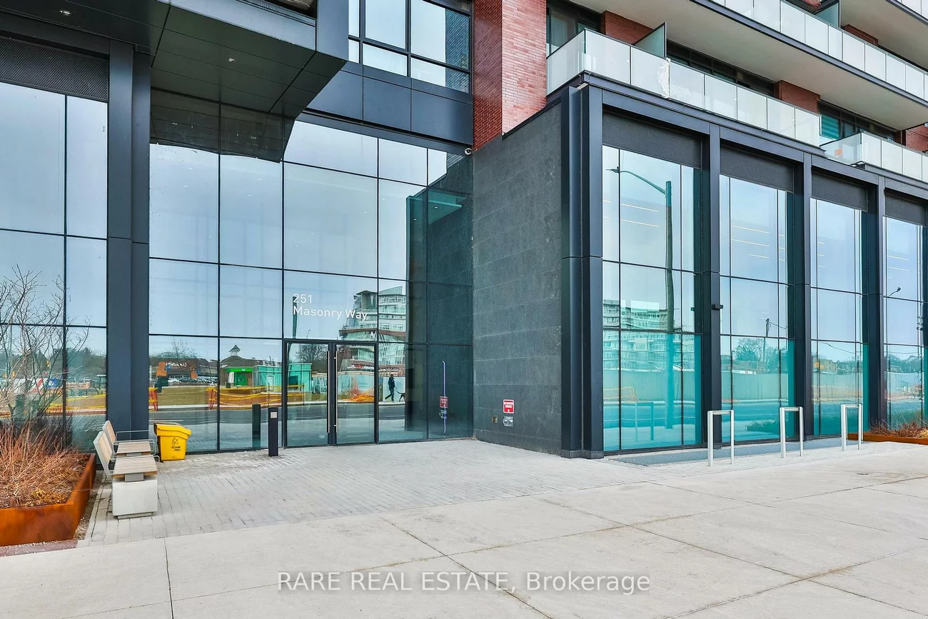 251, Masonry, Port Credit, Mississauga