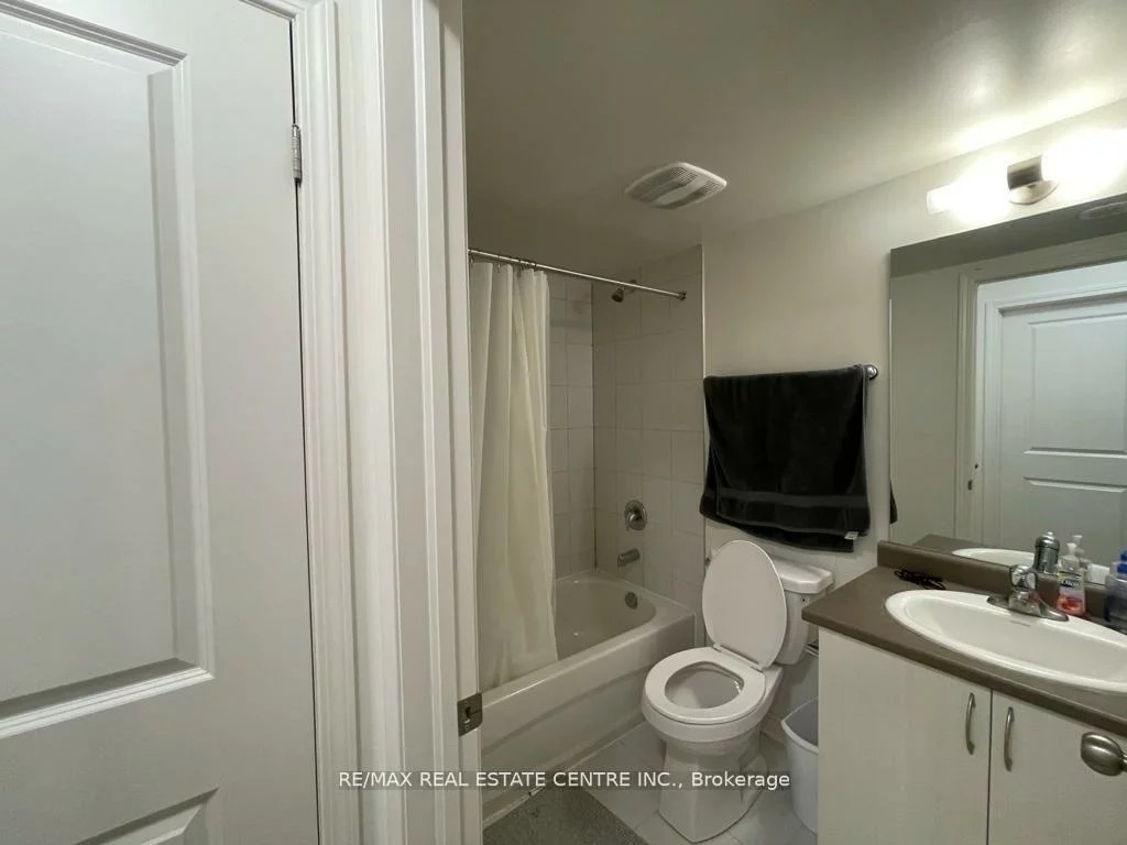 2285, Mcnab, Clarkson, Mississauga