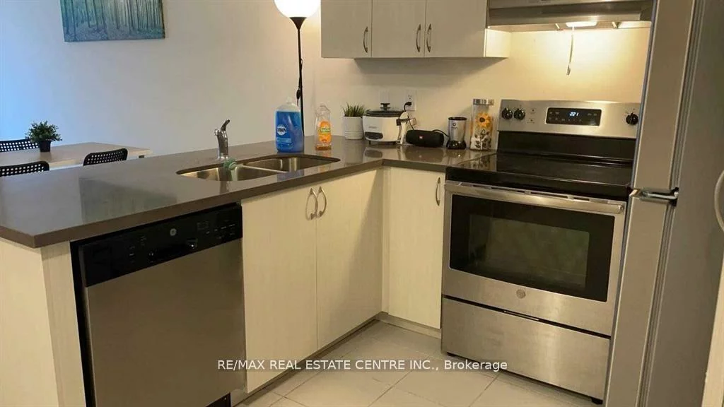 2285, Mcnab, Clarkson, Mississauga