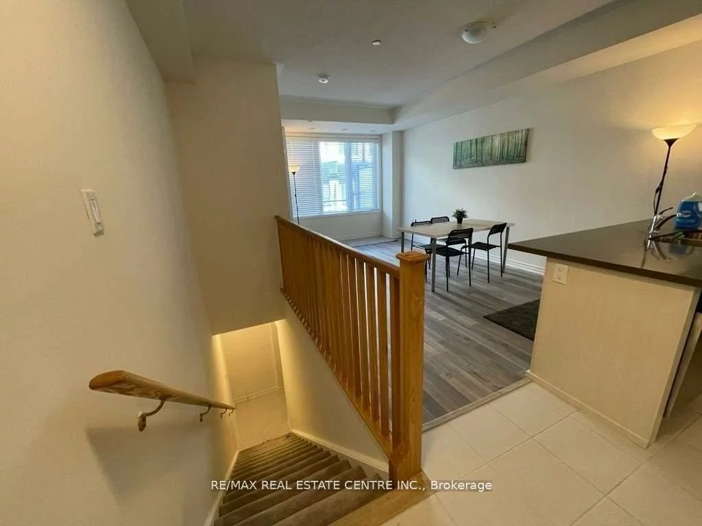 2285, Mcnab, Clarkson, Mississauga